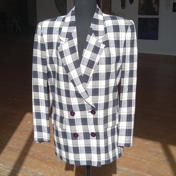 Navy and white buffalo  plaid double-breasted Blazer - Picture 7 of 10